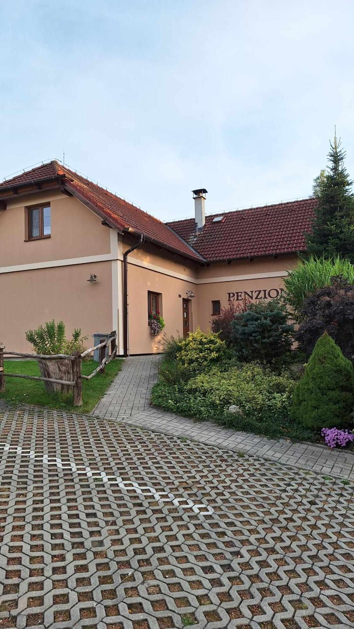 Penzion U Stoly Usilne Bagian luar foto
